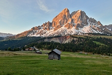 DOLOMITY